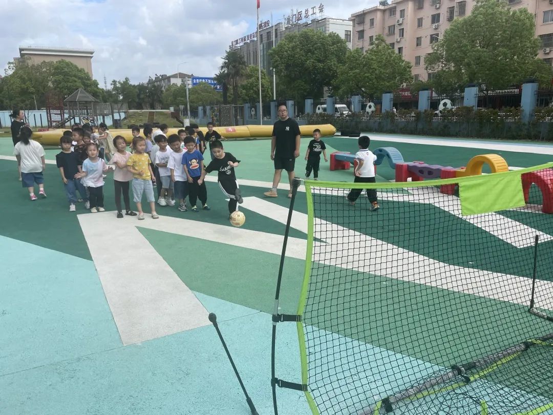 足球的游戲_ps足球游戲哪個(gè)好玩_游戲足球怎么玩